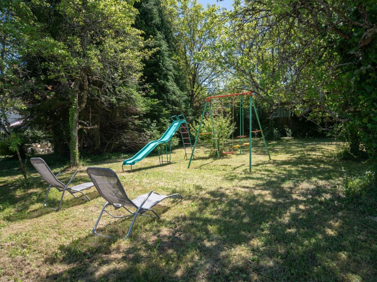 Quaint Holiday Home In Payzac With Garden Luaran gambar